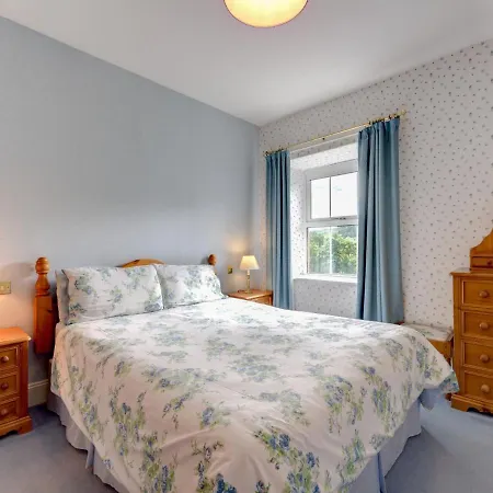 Vintage Holiday At With Swimming Pool Holiday home