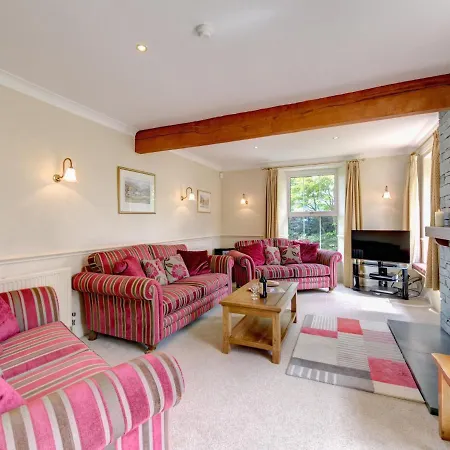 Vintage Holiday At With Swimming Pool Elterwater